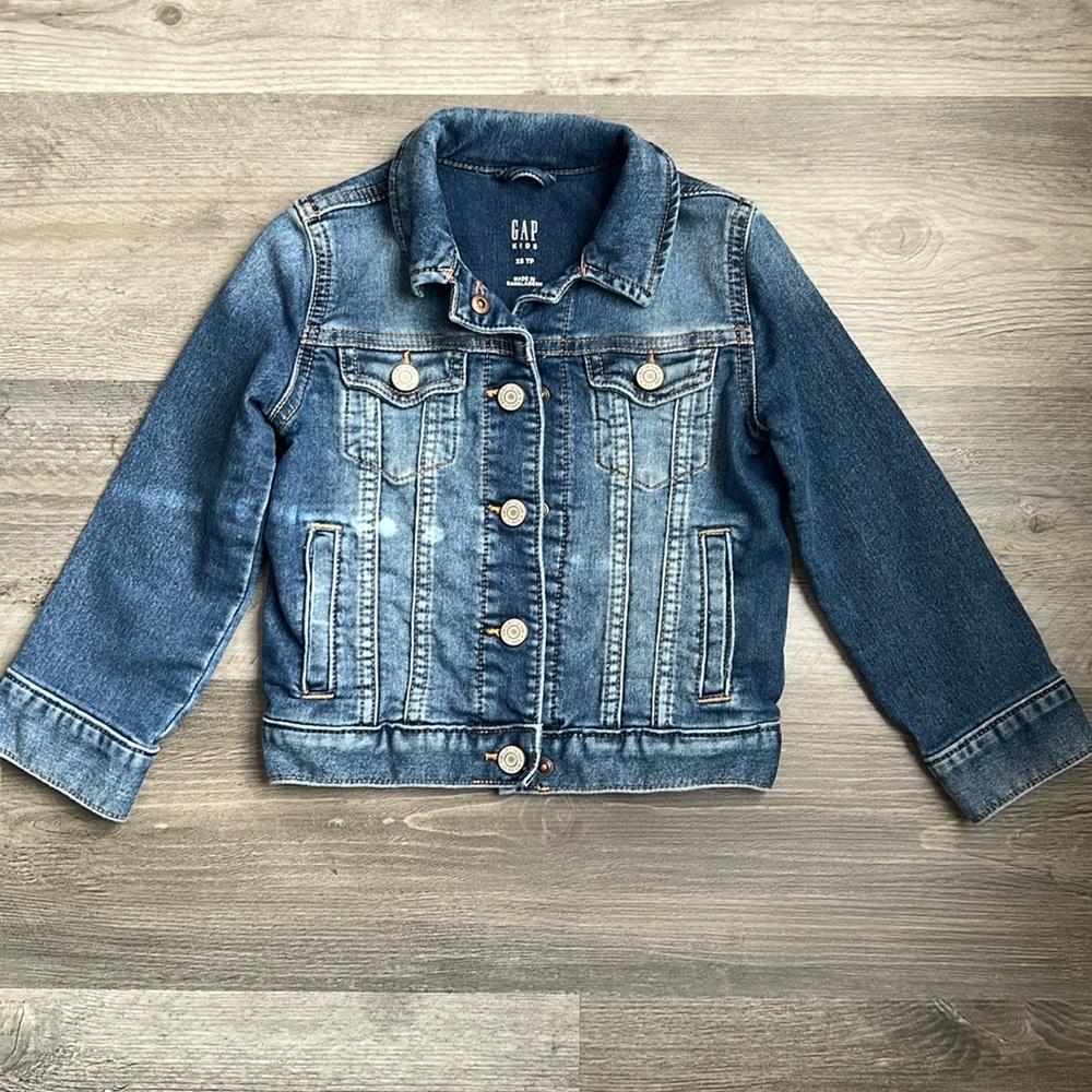 GAP TODDLER KIDS DENIM JACKET ONLY WORN 2X